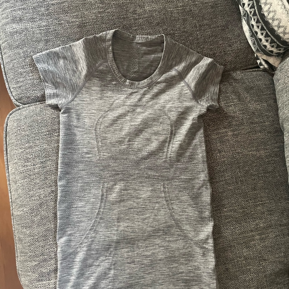 Lululemon swiftly tech